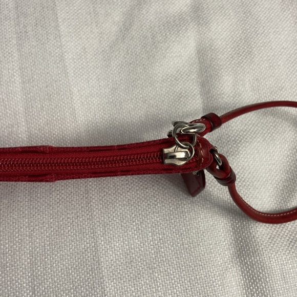 Coach Wristlet Womens Small red Canvas Signature Zip Clutch - Picture 10 of 10